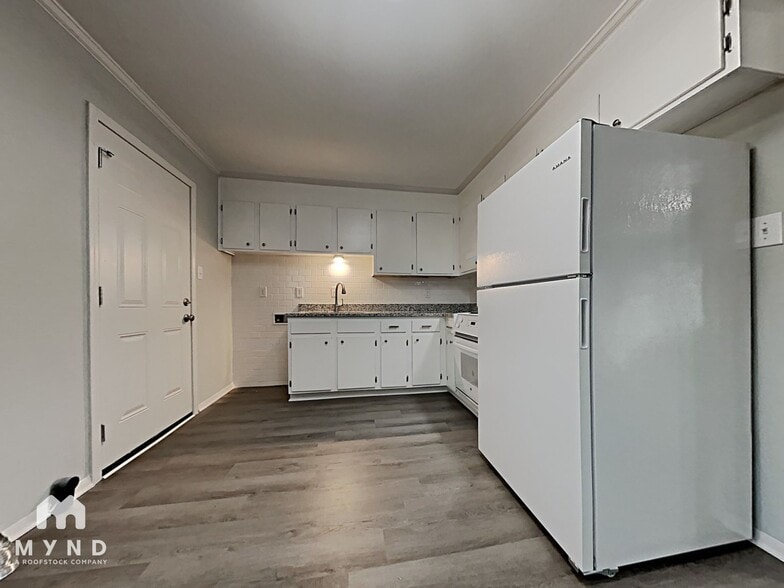 Building Photo - 406 Edgegreen Dr