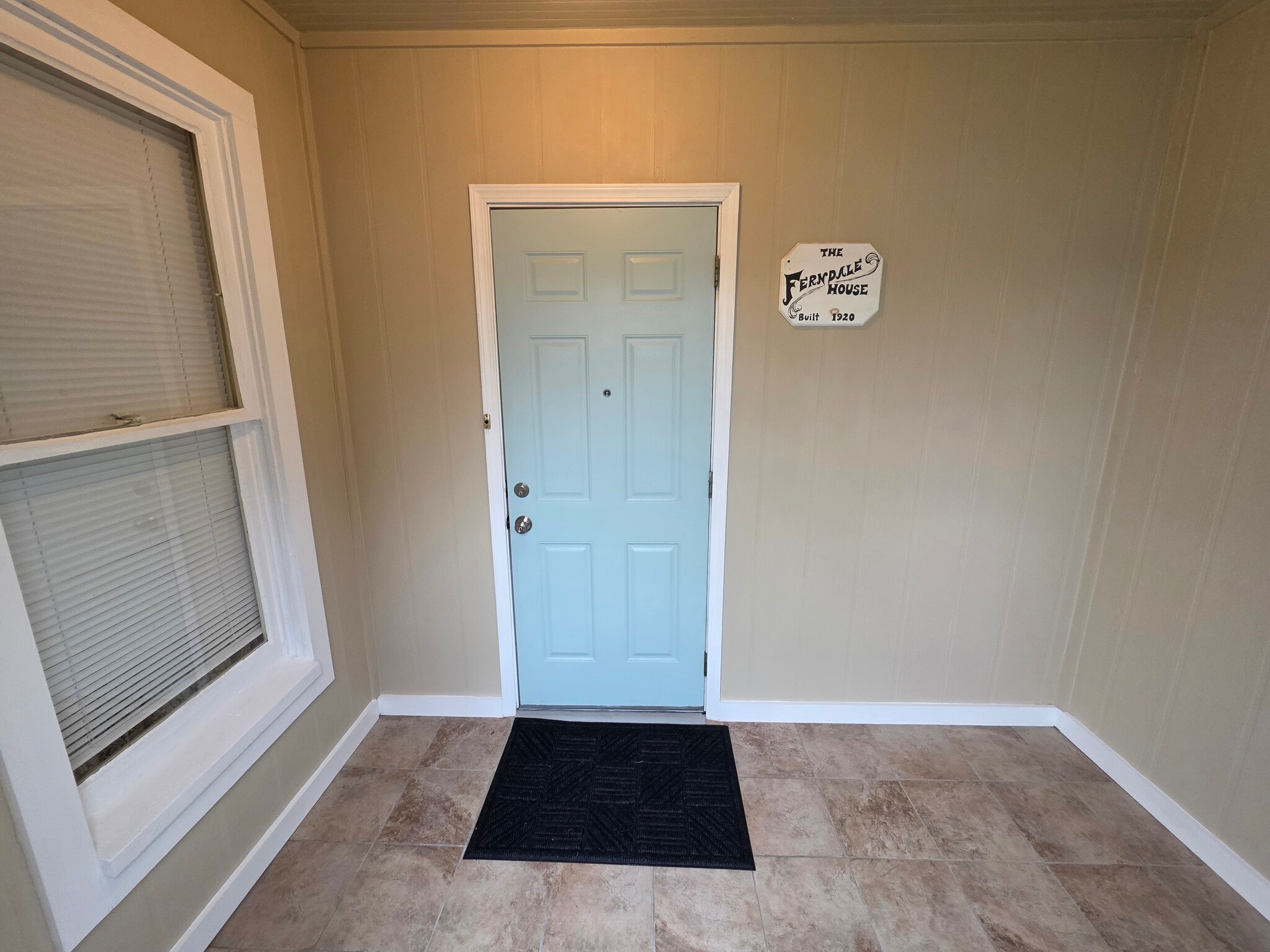 Building Photo - 2643 Sumner Ave