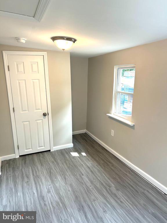Building Photo - 32 Clementon Ave
