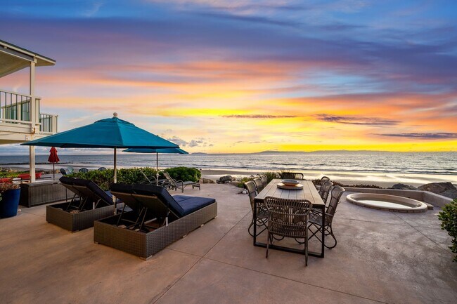 Building Photo - GORGEOUS CUSTOM BEACH HOME - Solimar Beach...