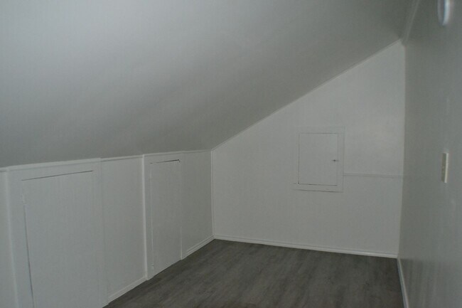 Building Photo - House for Rent in Austin