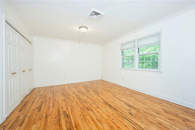 Building Photo - 130 Texas Ave