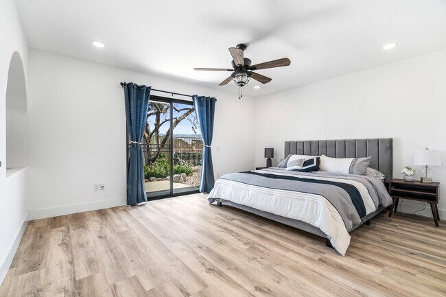 Building Photo - 79990 Camelback Dr
