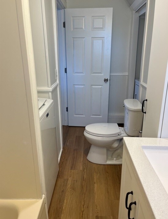 Building Photo - Barrington River House