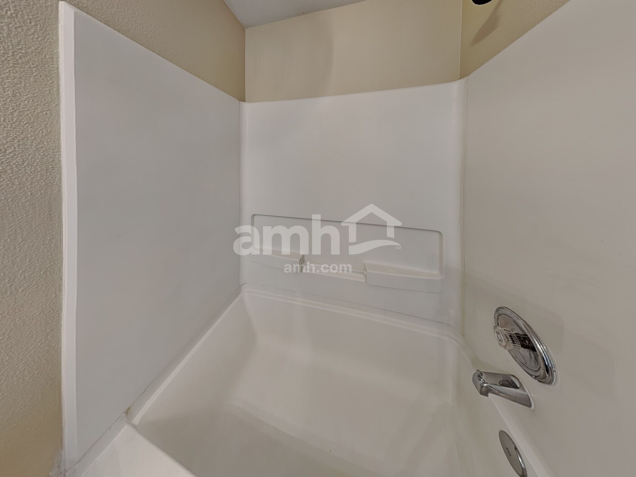 Building Photo - 1420 Dowell St