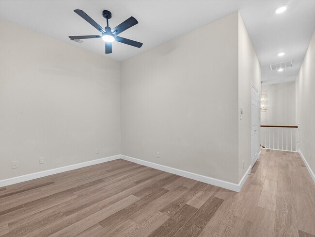 Building Photo - 603 N Milby St