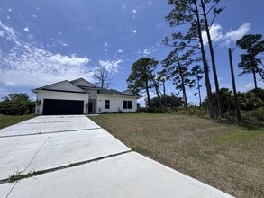 Building Photo - 1605 Nora Ln