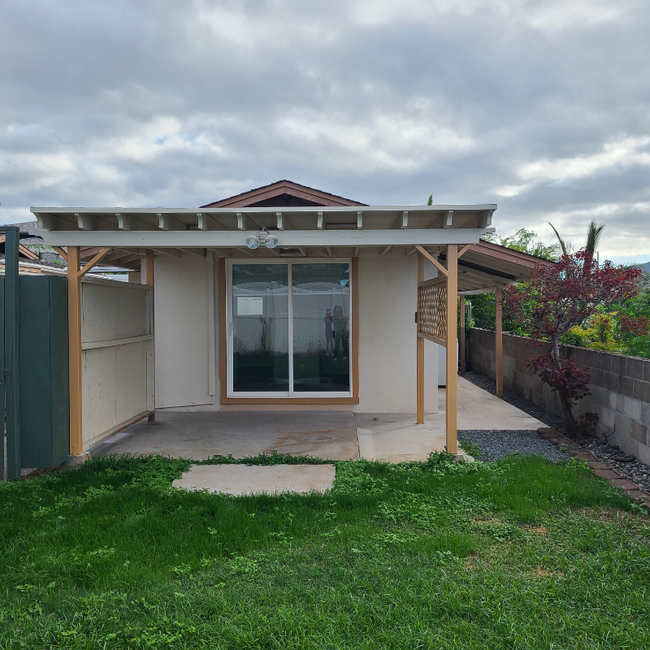 Building Photo - 256 S Papa Ave