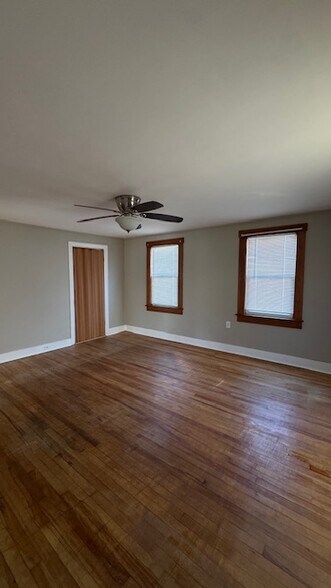 Building Photo - 30 High St