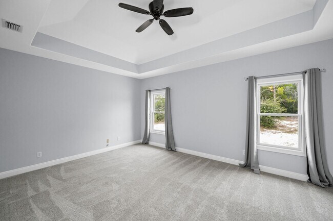 Building Photo - 31577 River Rd