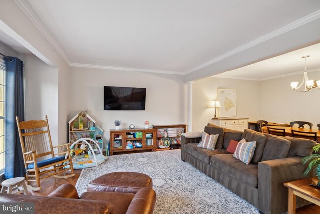 Building Photo - 6257 Harbin Dr