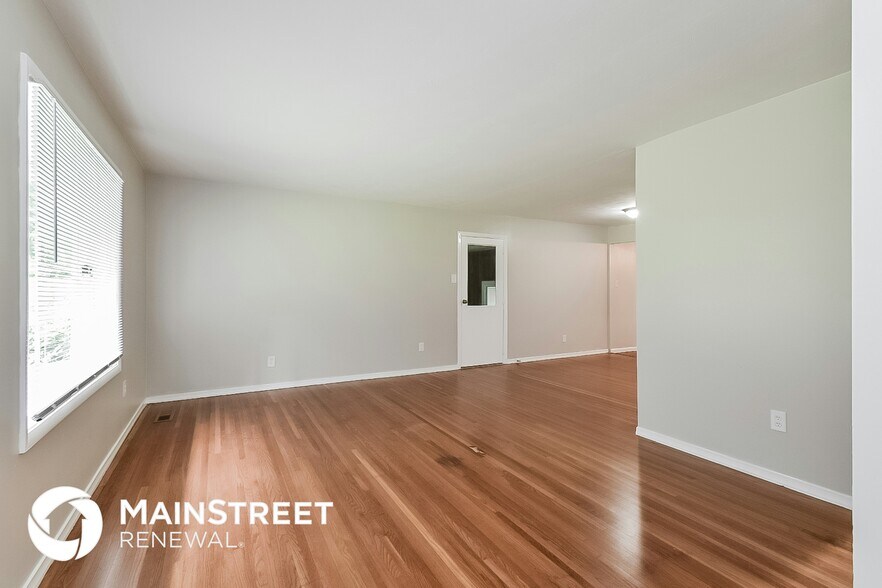 Building Photo - 981 Blanchard Rd