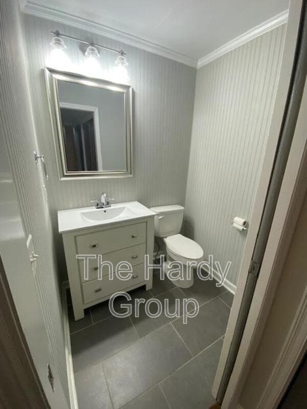 Building Photo - 934 McKellar Dr