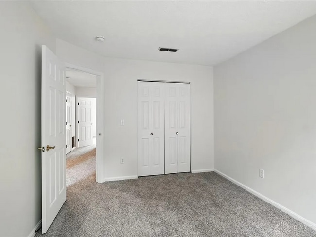 Building Photo - 8576 Timber Park Dr