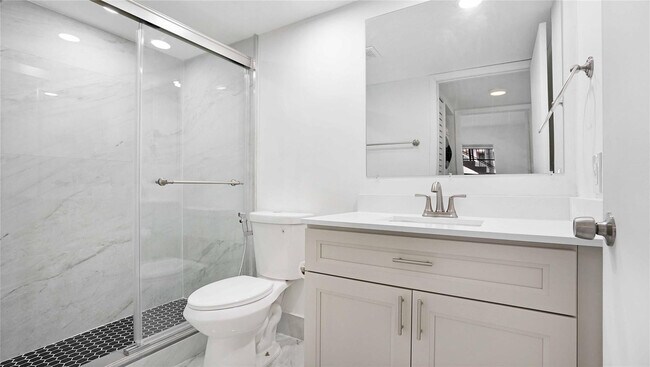 Building Photo - 9466 Boca Cove Cir