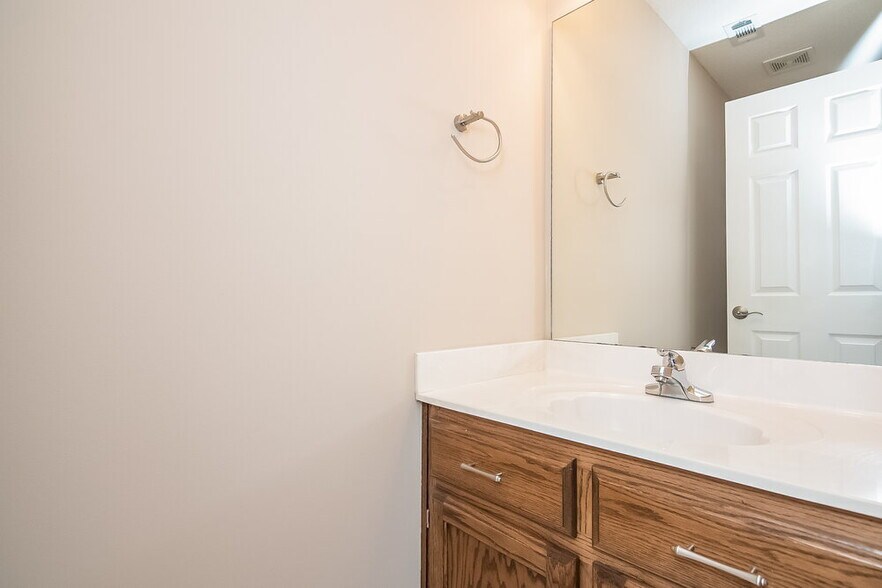 Building Photo - 8018 Jills Creek Dr