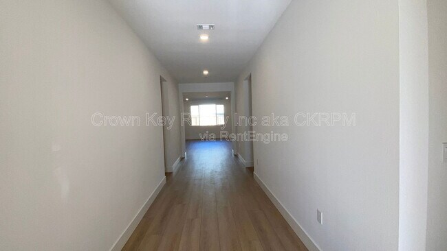 Building Photo - 2703 Joshua St