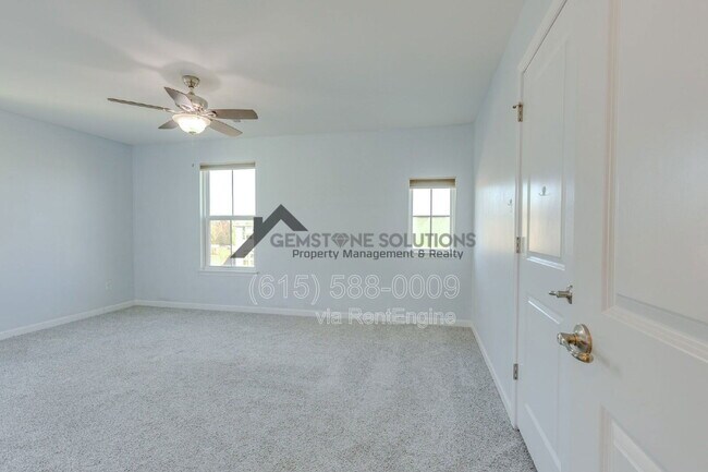 Building Photo - 2704 Orleans Dr