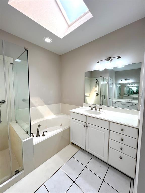 Building Photo - 4306 Shady Pine Dr