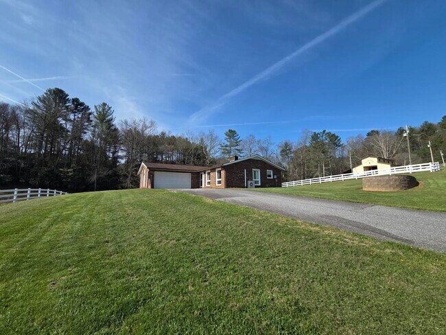 Building Photo - 199 Deep Gap Estates Dr