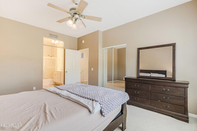 Building Photo - 11529 Treeview Ct