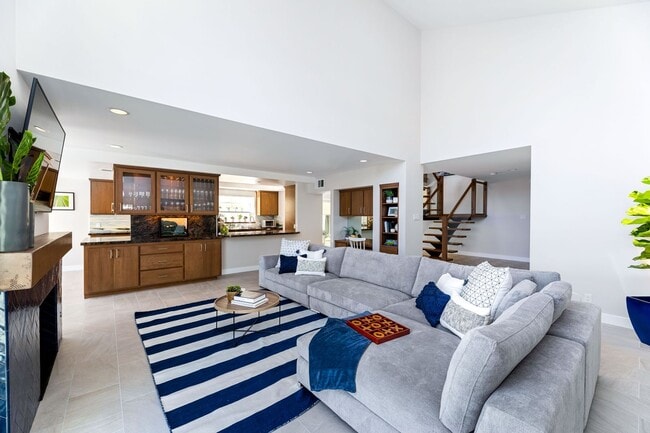 Building Photo - 3810WH - The Hemlock Hideaway | 4 Bed 2.5 ...