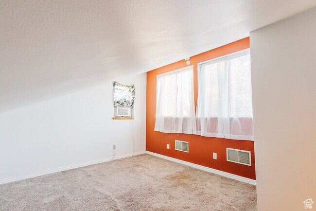 Building Photo - 8544 S 300 E