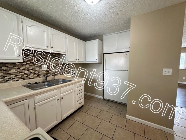 Building Photo - 3 Bed 2 Bath Home In Huber
