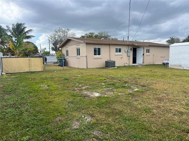 Building Photo - 21321 SW 99th Ct