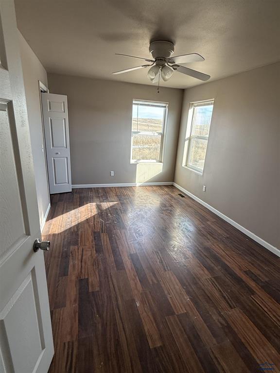 Building Photo - 960 Bennington Dr