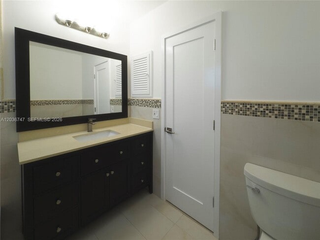 Building Photo - 15340 SW 85th Ave