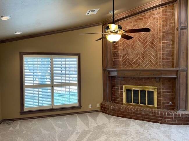 Building Photo - Ask about our flexible terms and Move-in Specials!    Welcome to Lyndale Senior Community! 55 and...