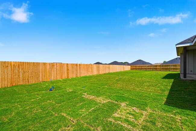 Building Photo - 7709 Sawdust Trl