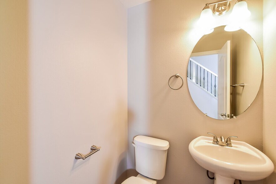 Building Photo - 4967 Silent Valley Ct