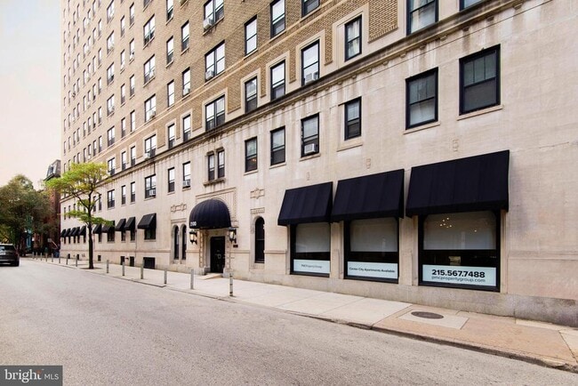 Building Photo - 2100 Walnut St St