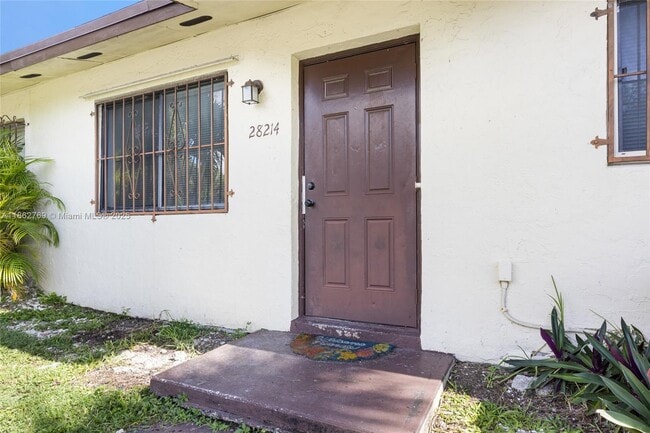 Building Photo - 28214 SW 143rd Ct