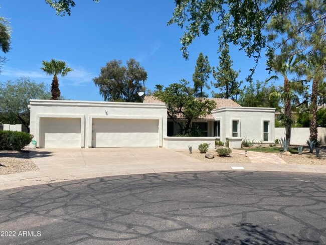 Primary Photo - 10210 N 77th Pl