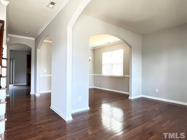 Building Photo - 4 Bedroom Single Family RDU RTP
