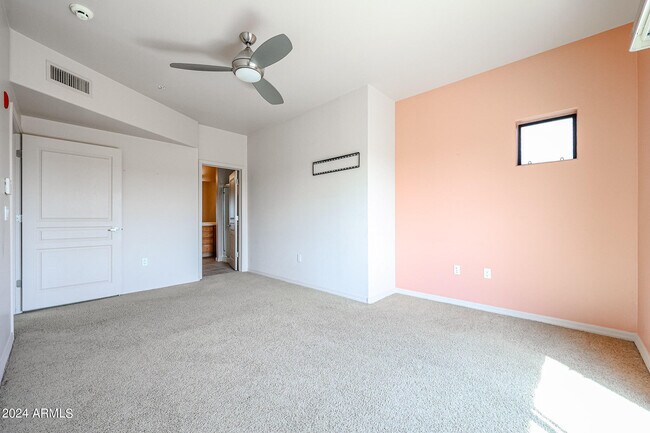 Building Photo - 20660 N 40th St