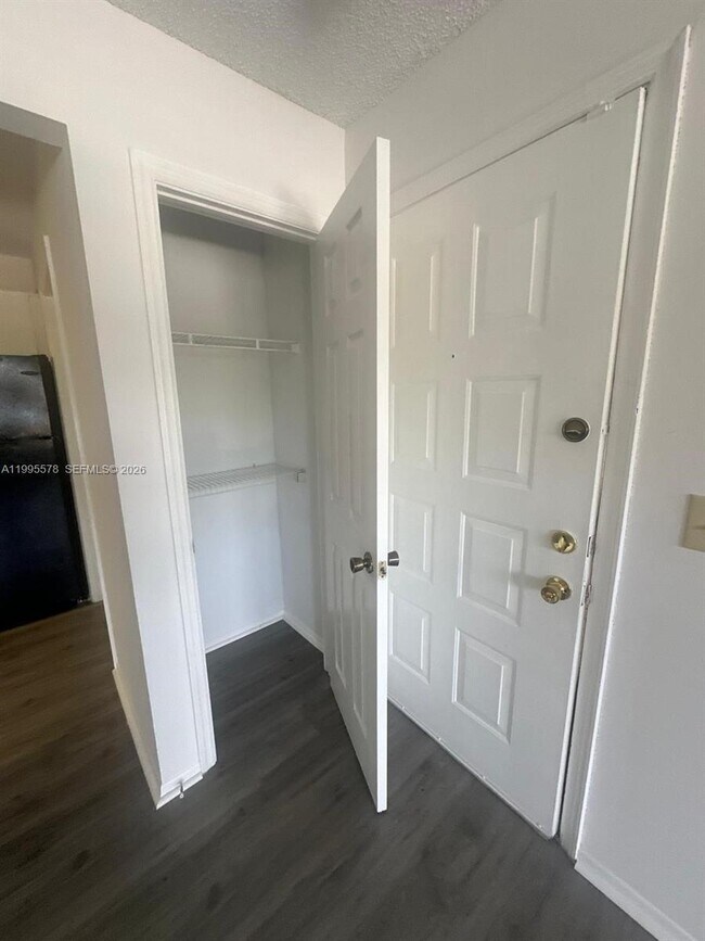 Building Photo - 2303 N Congress Ave