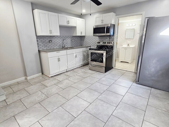 Building Photo - 168-170 Garfield St