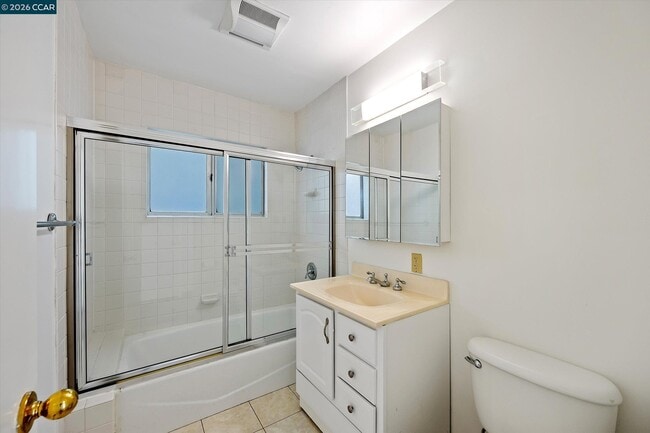 Building Photo - 553 Miner Rd