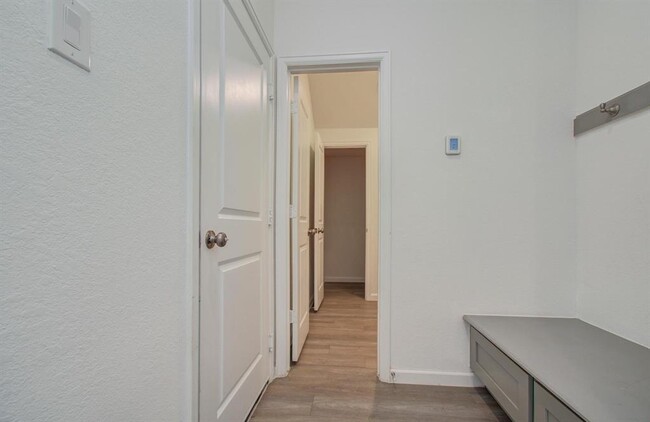 Building Photo - 4138 Balboa Dr