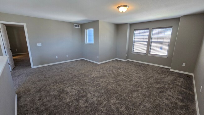 Building Photo - 11101 Willmore Dr