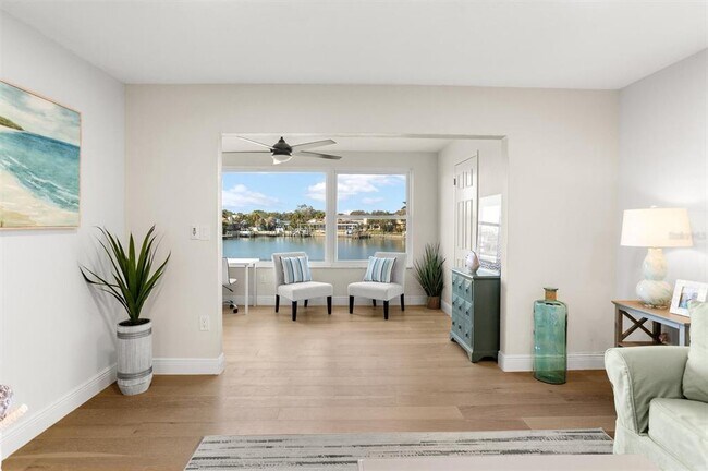 Building Photo - 5955 30th Ave S