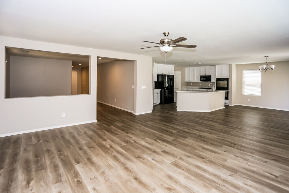 Building Photo - 12116 W Range Mule Dr