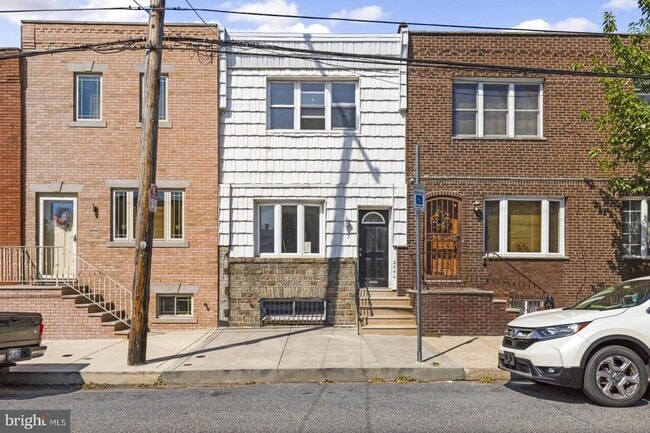 Building Photo - 2946 S 15th St