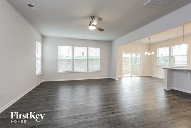 Building Photo - 101 Wild Lily Dr
