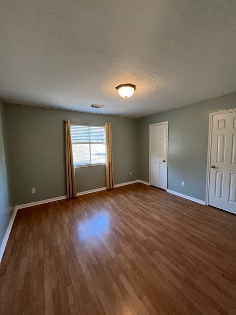 Building Photo - 12211 Meadow Park Ct