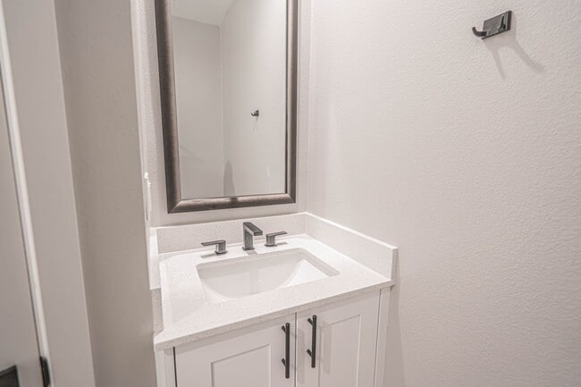 Building Photo - New Construction  Walnut Place - 4 Bedroom Townhome for Rent in Gardena!